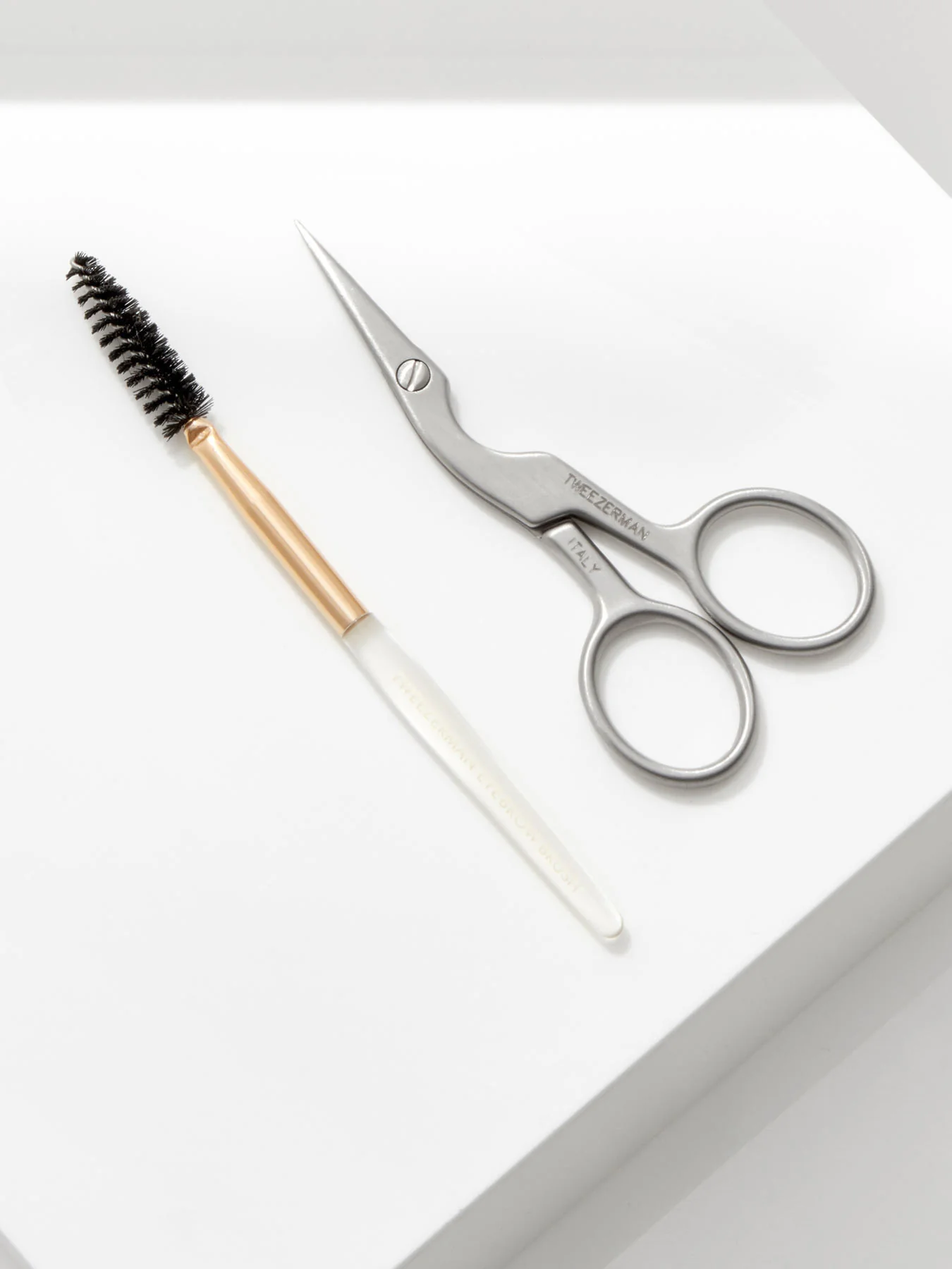 Brow Shaping Scissors Brush - Image 3