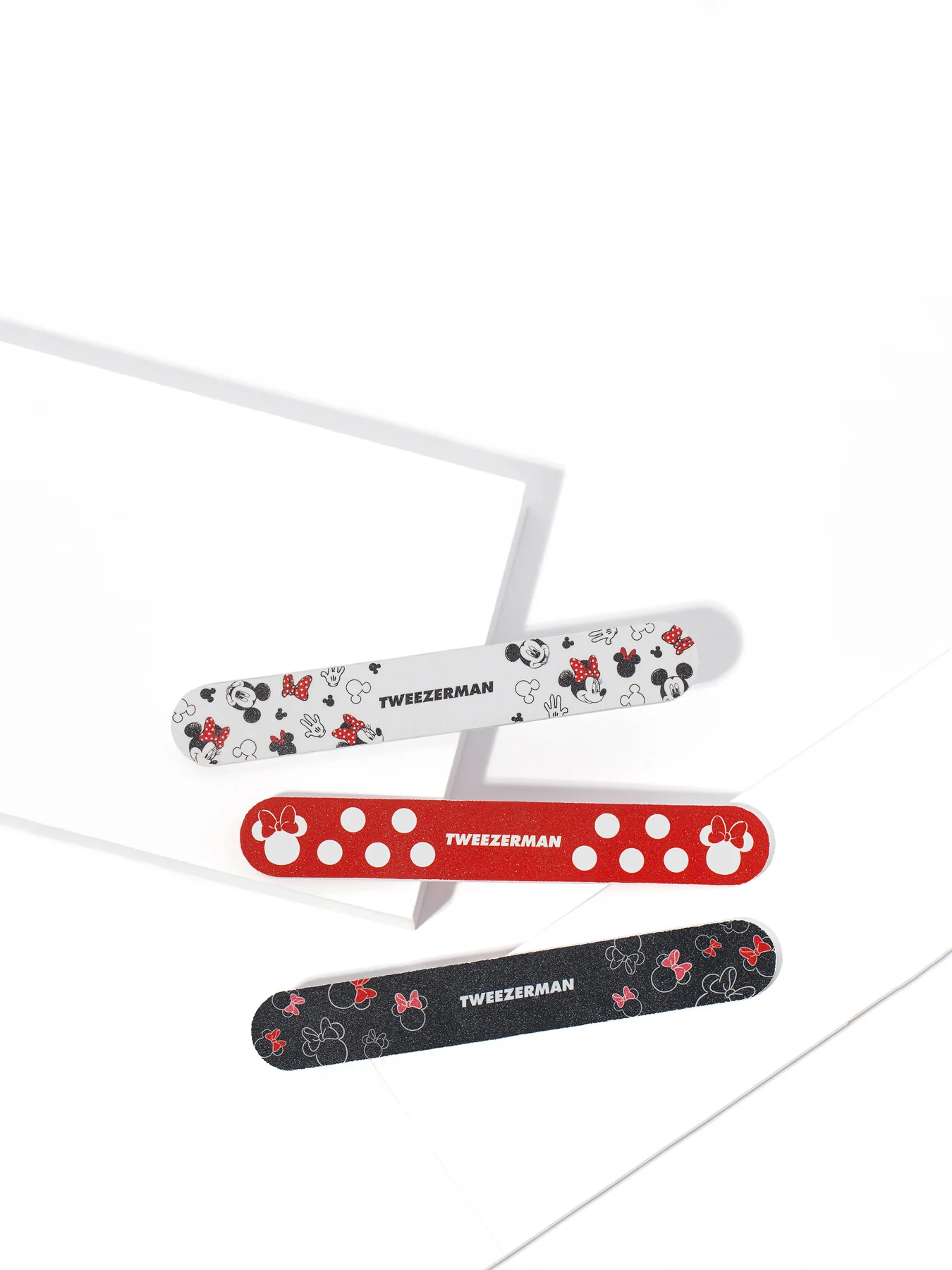 Disneys Mickey and Minnie Ear-esistible Nail File Set - Image 3