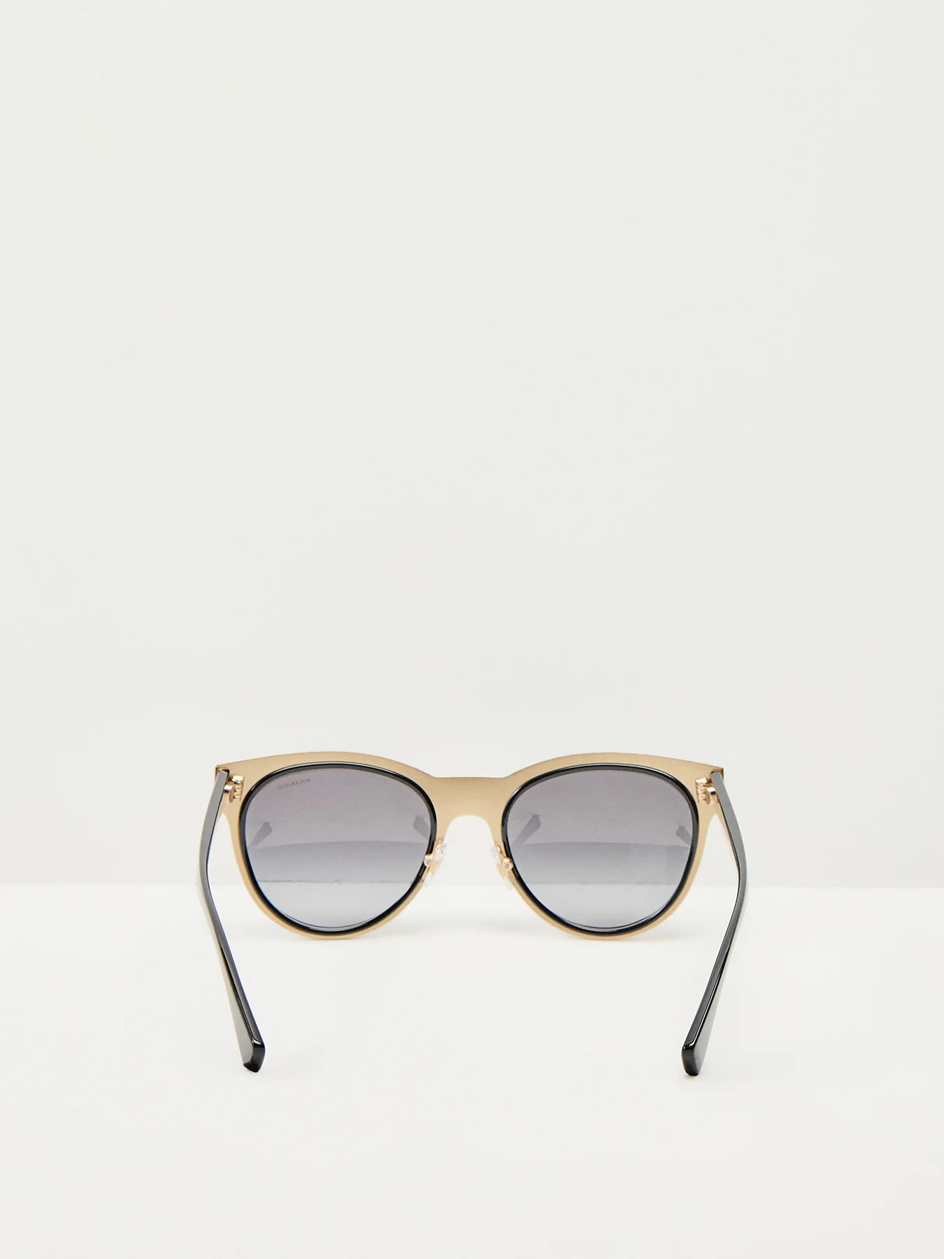 Round Cat Eye Sunglasses - Image 4