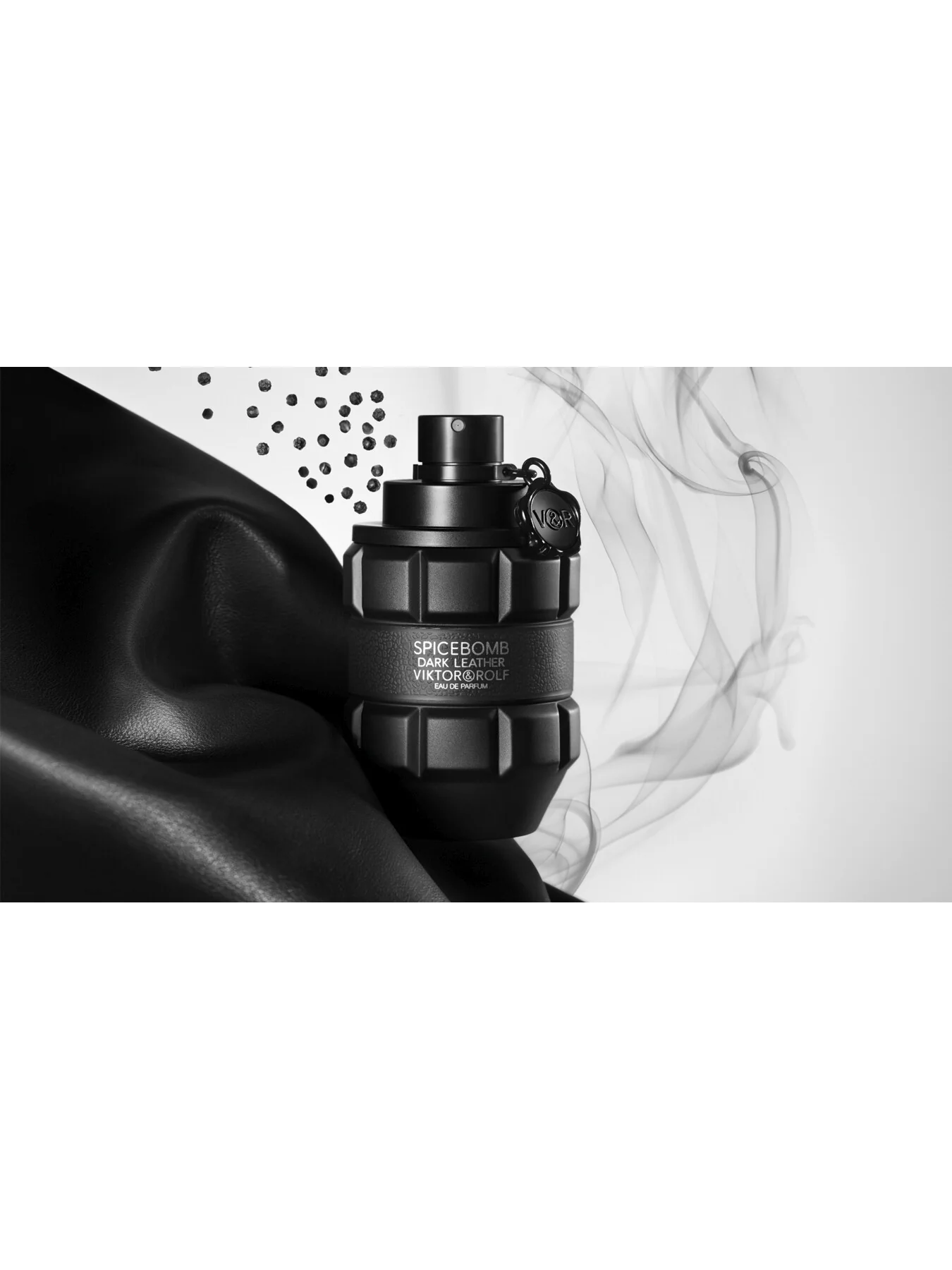 Spicebomb Black Leather Eau de Parfum 50ml - Image 4