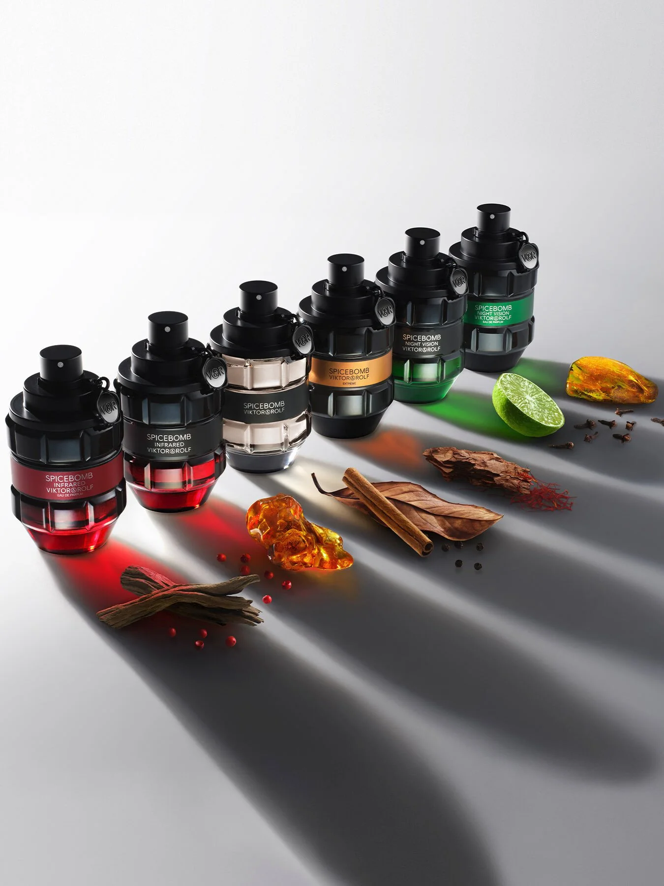 Spicebomb Infrared Eau de Parfum 90ml - Image 5