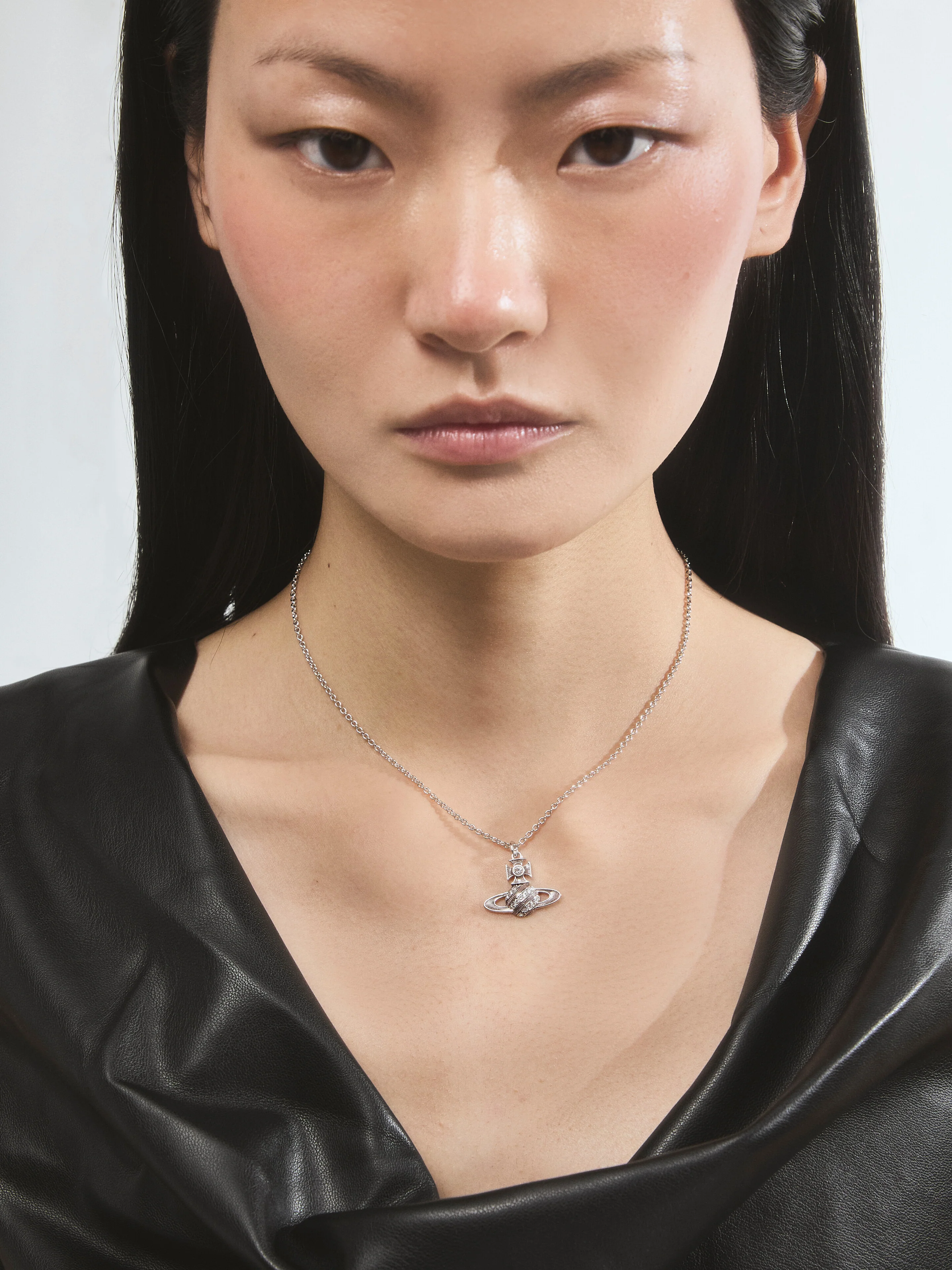 Assita Bas Relief Necklace - Image 2