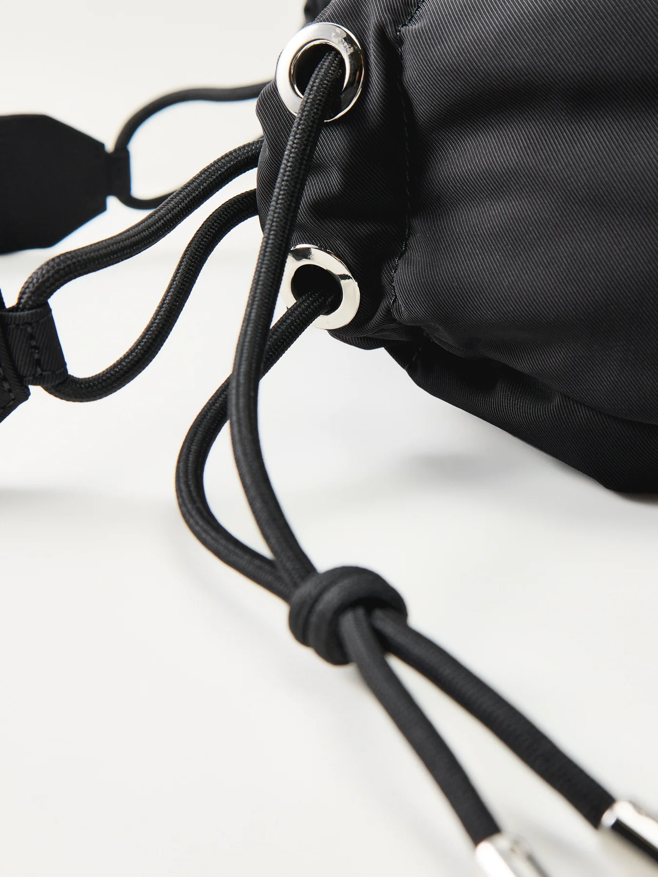 Hilary Bucket Bag Black - Image 5
