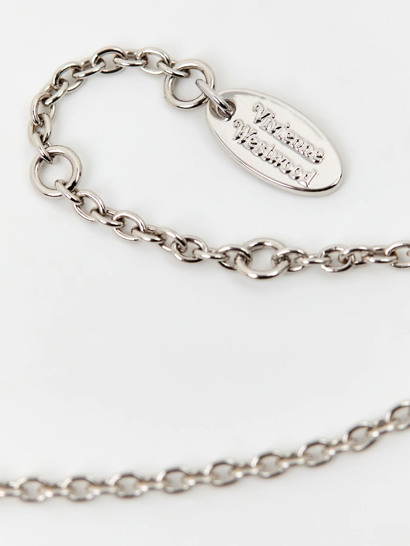 Kika Bas Relief Pendant Necklace - Image 4