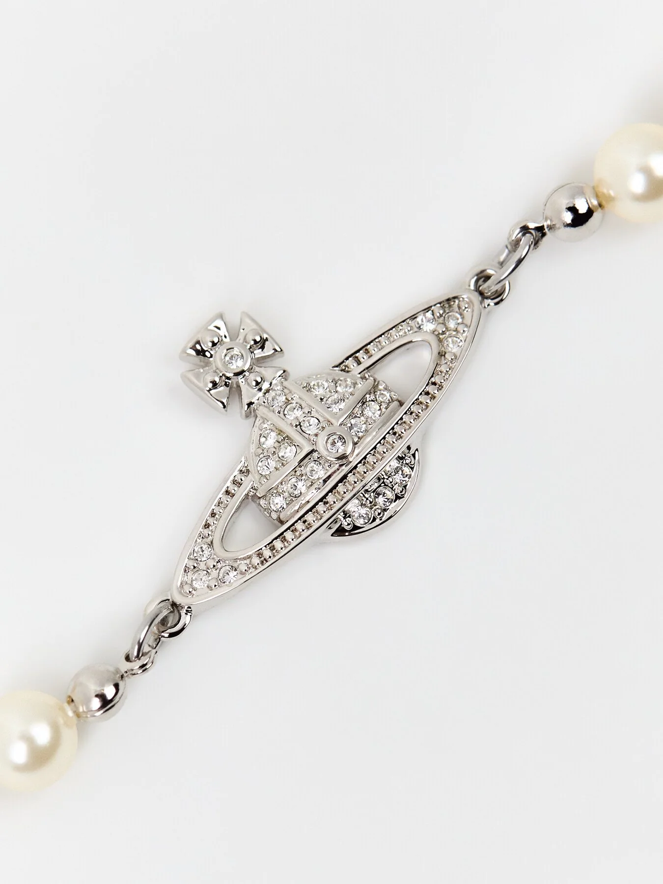 Mini Bas Relief Pearl Bracelet - Image 3