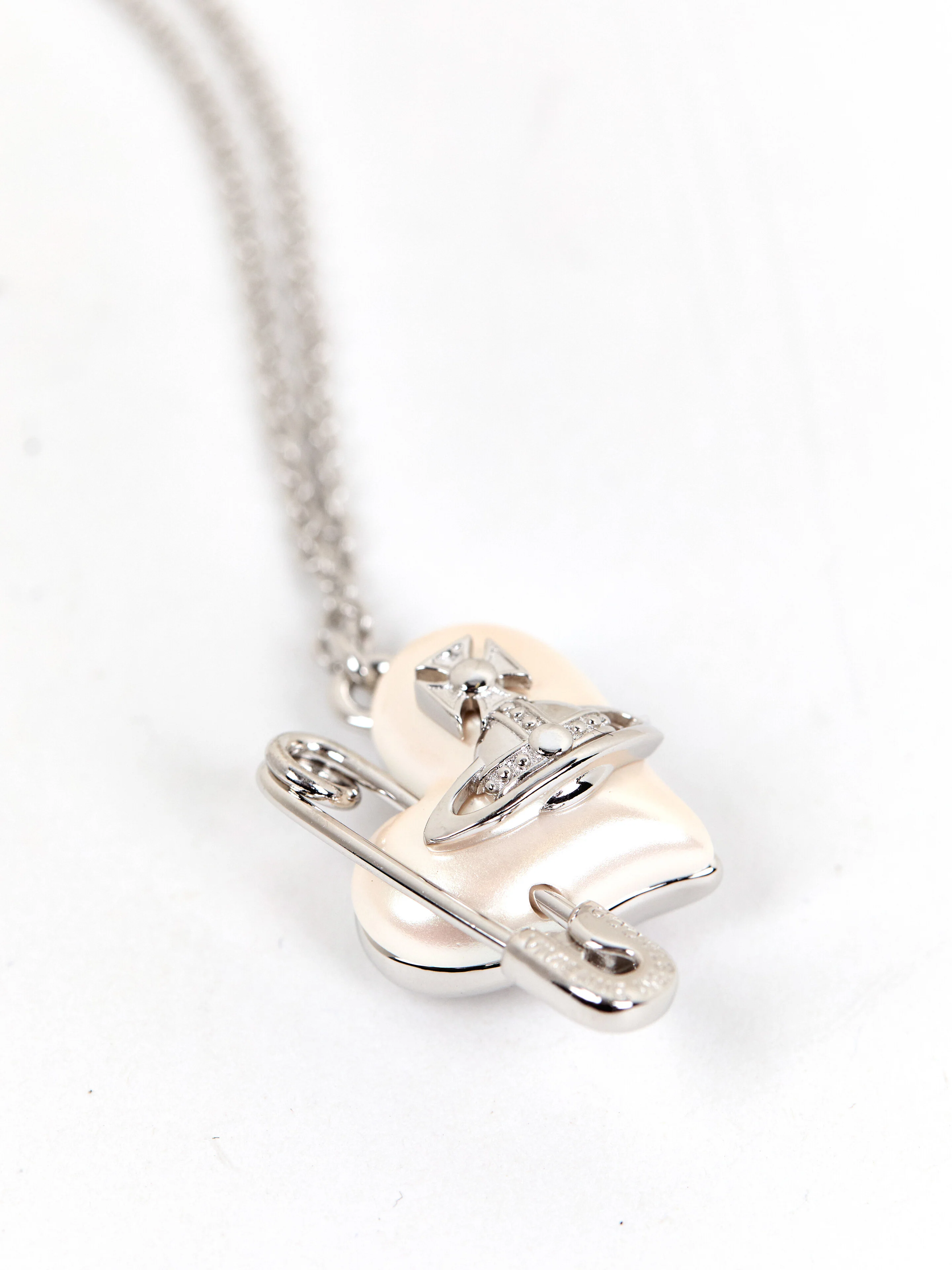 Orietta Pearl Pendant Necklace - Image 4