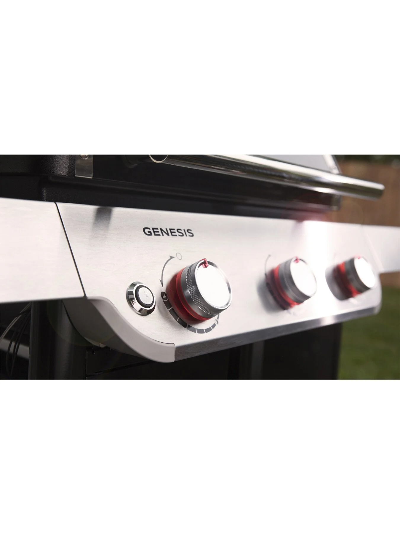 GENESIS E-315, 3-Burner Gas BBQ - Image 3