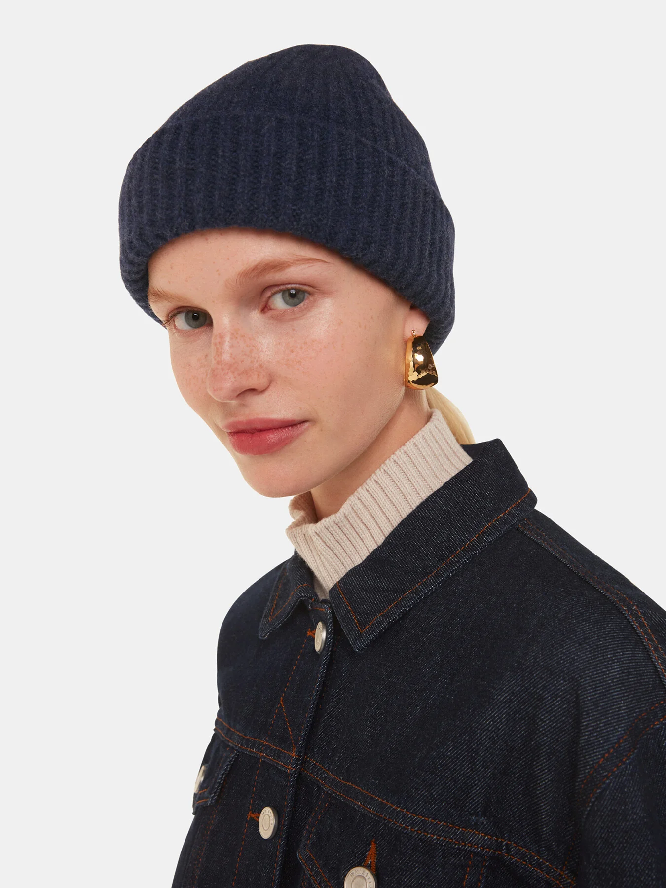Lambswool Hat - Image 3
