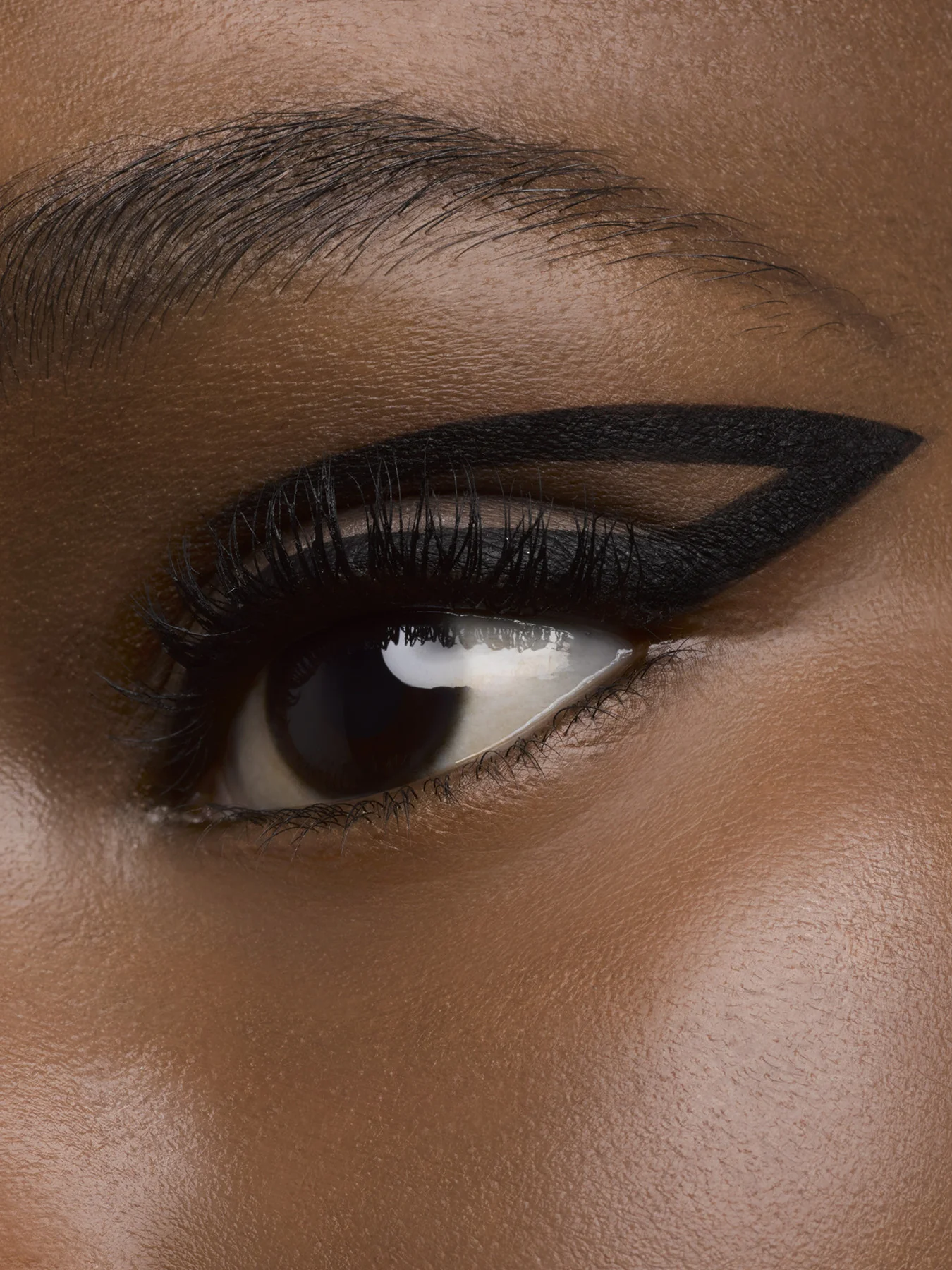 Crushliner Waterproof Eyeliner - Image 3