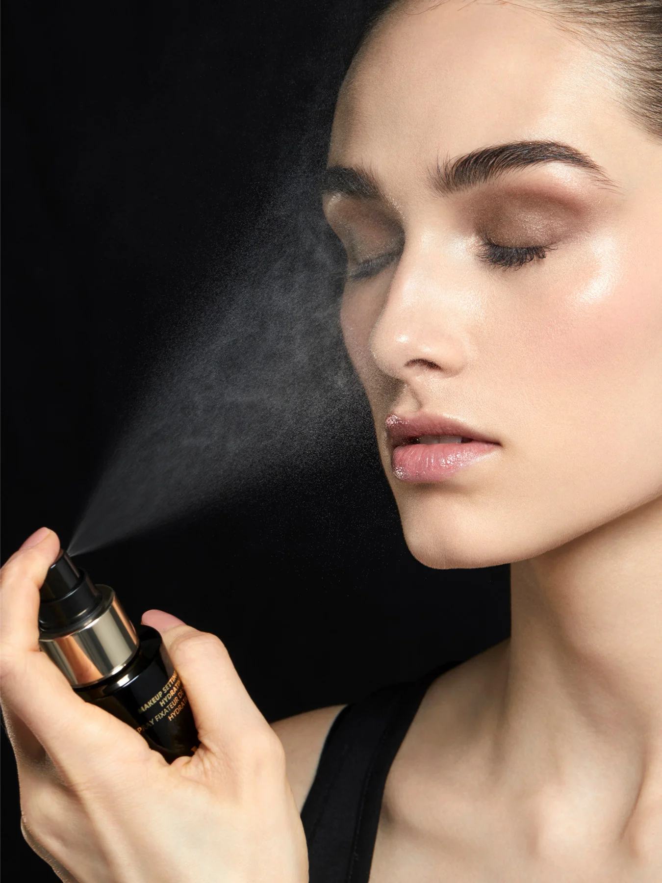 Top Secrets Make-Up Setting Spray - Image 2
