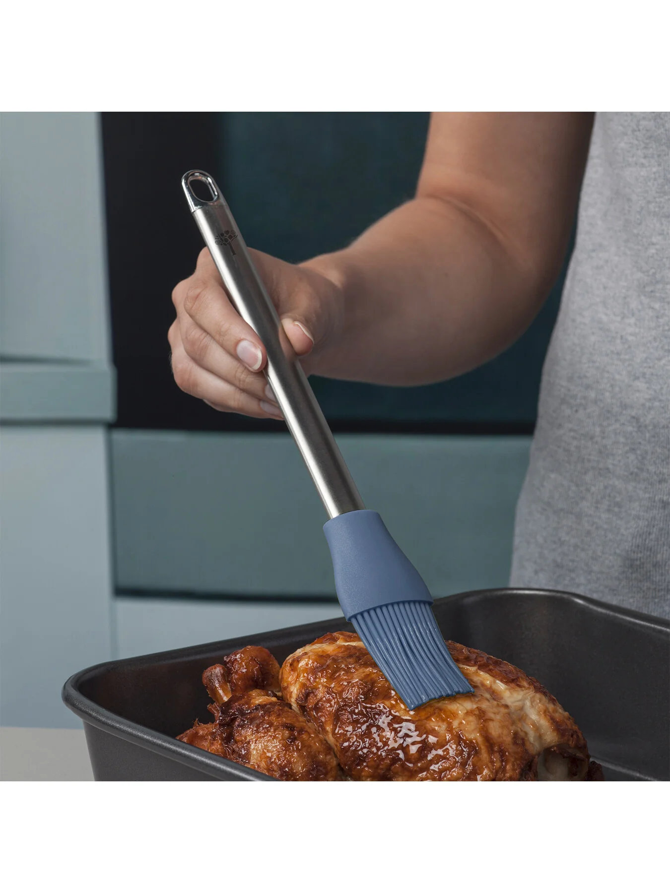 Silicone Pastry Basting Brush with Stainless Steel Handle - Image 4
