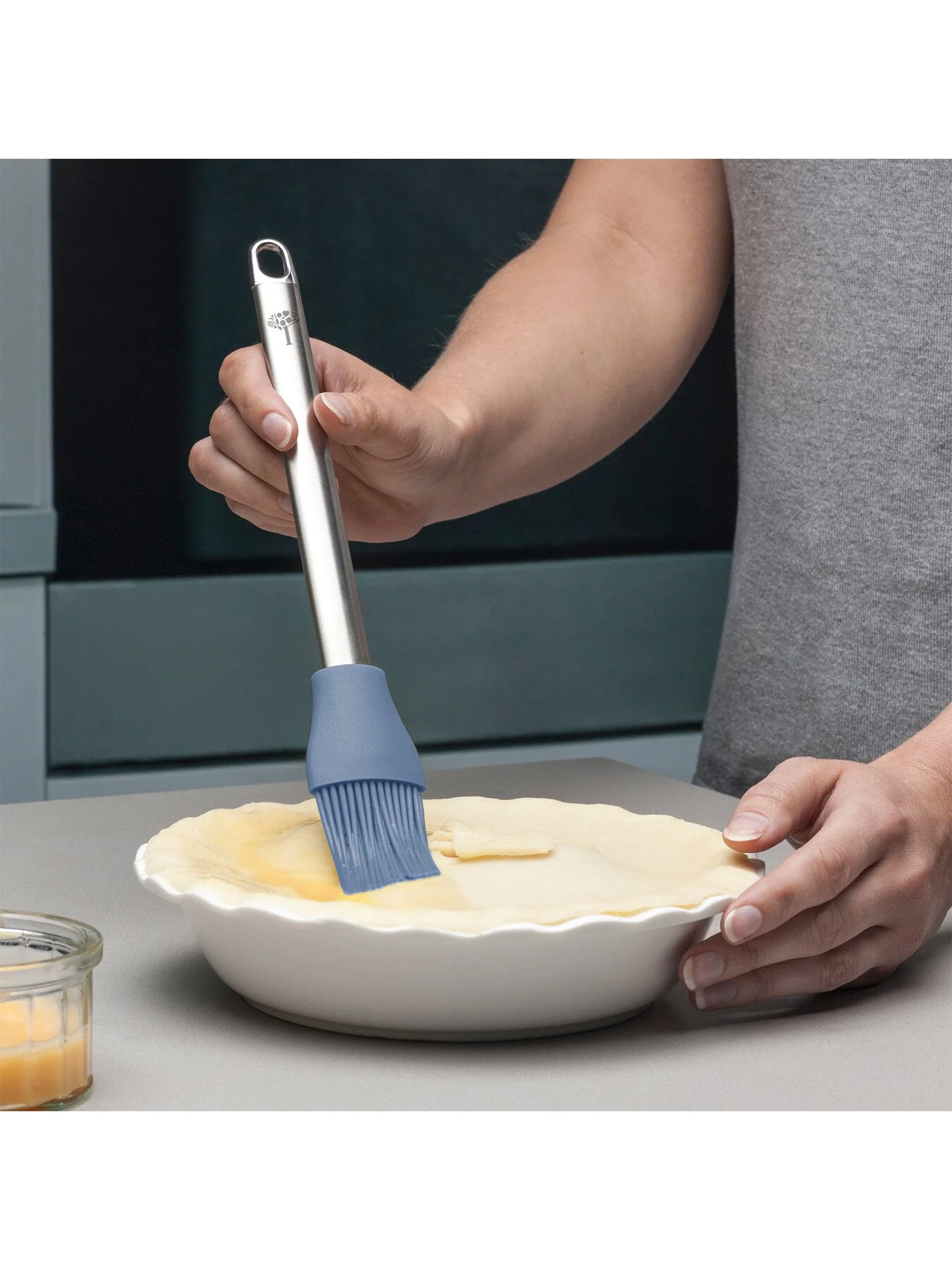 Silicone Pastry Basting Brush with Stainless Steel Handle - Image 5