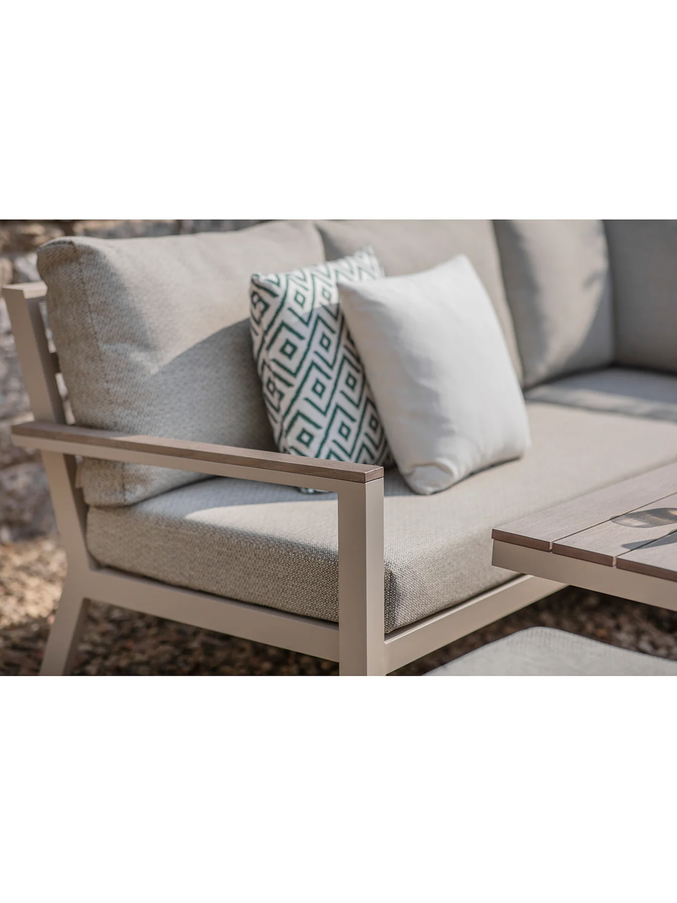 Zurich Garden Lounge Dining Set Mocha - Image 4