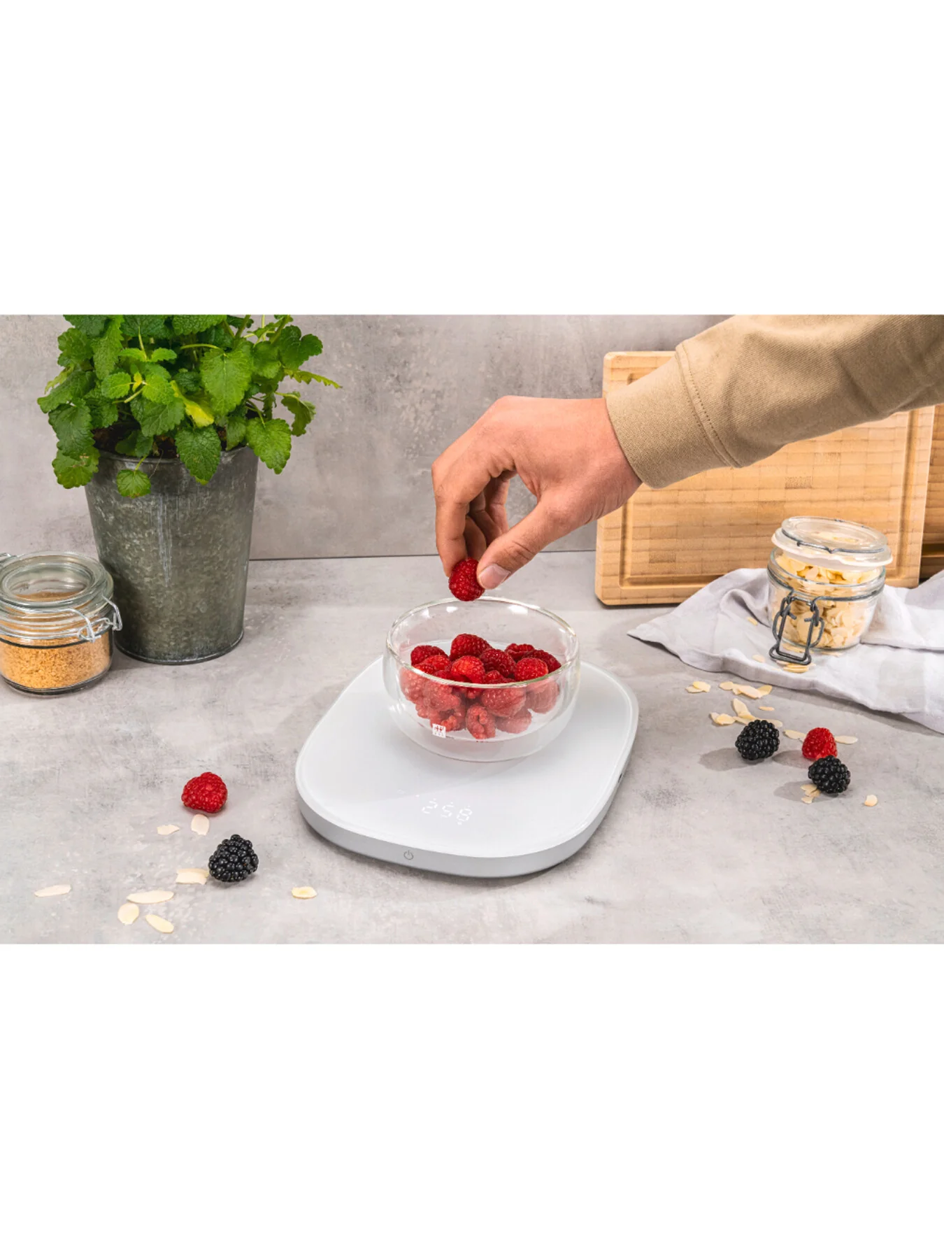 Digital Kitchen Scale and Induction Charger - Image 4