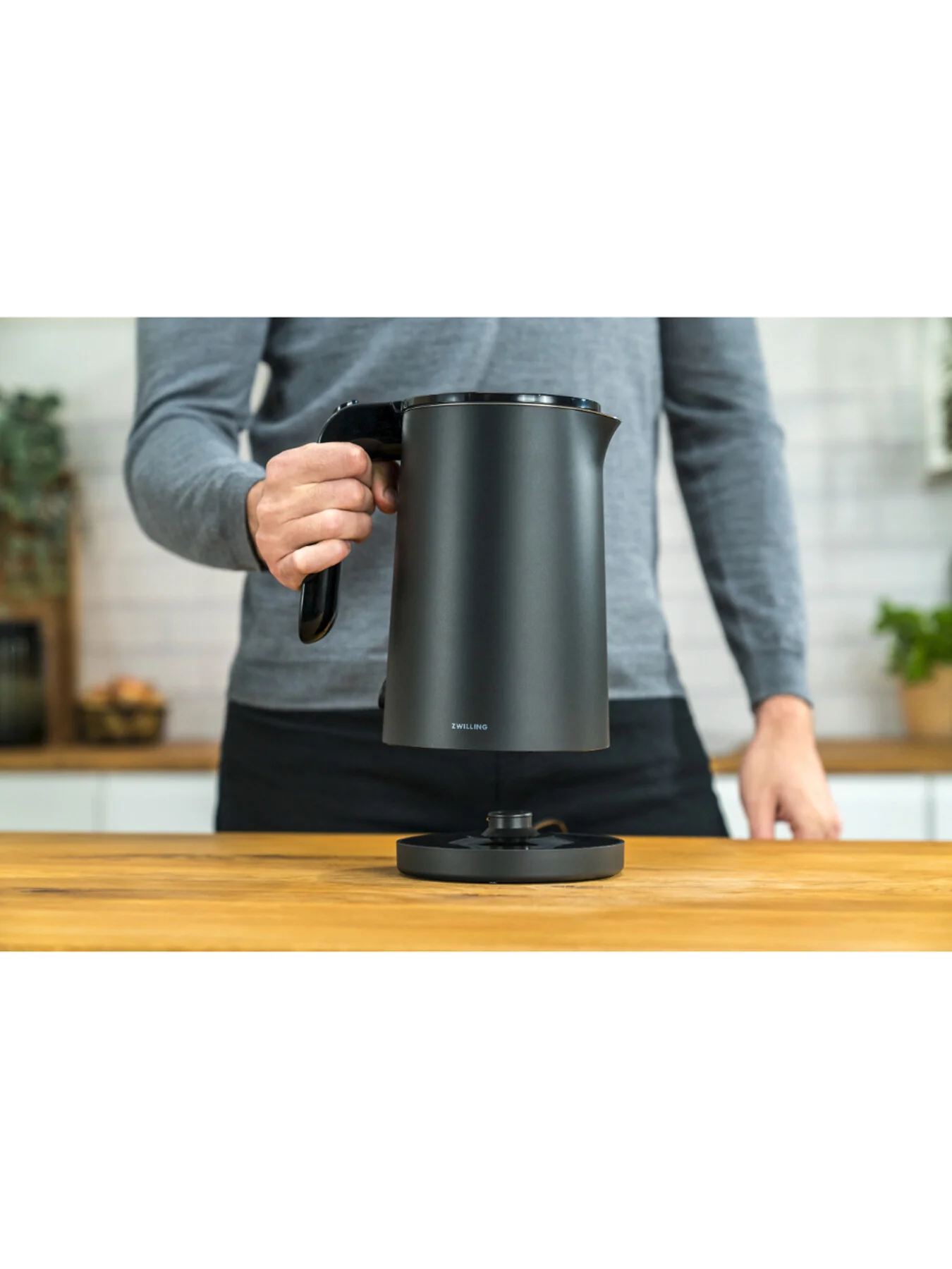 Electric Kettle 1L - Image 5