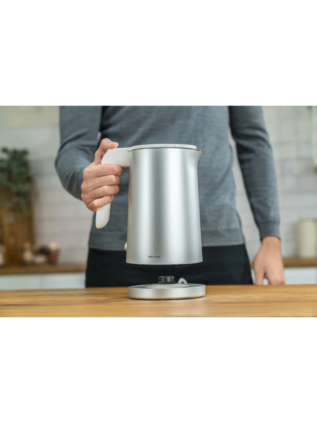 Electric Kettle 1L - Image 3